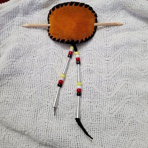 Leather hairpin